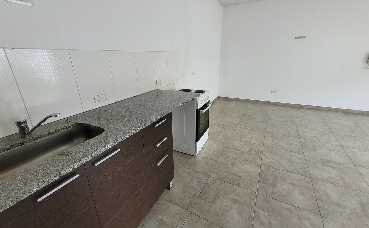 Foto de Departamento 2 Ambientes en Alquiler con Patio y Aire Acondicionado, imagen 5
