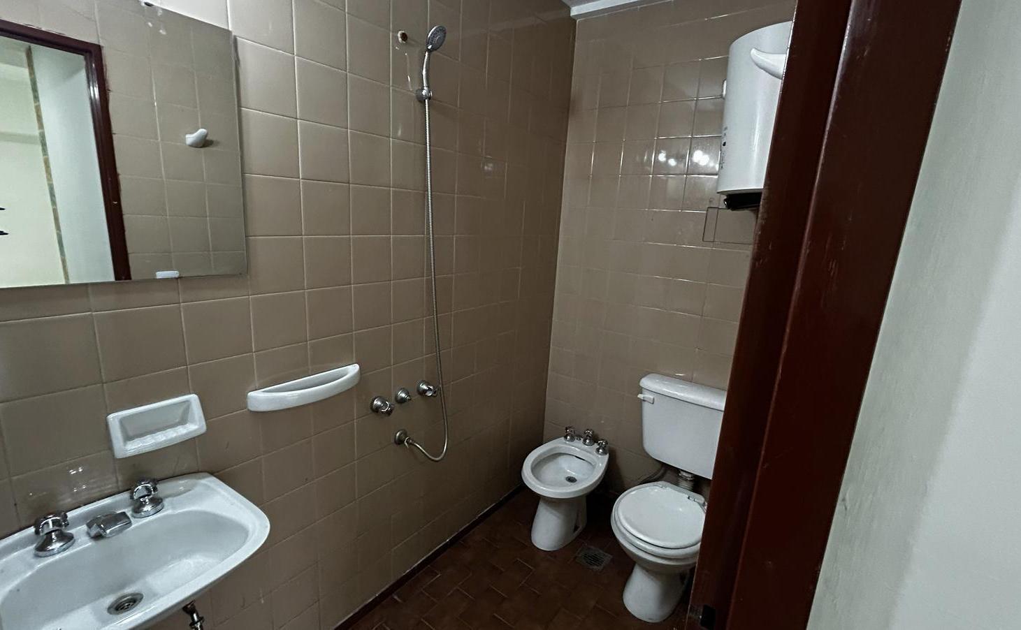 Foto de Departamento Monoambiente en Alquiler en Morón Centro Frente a la, imagen 4