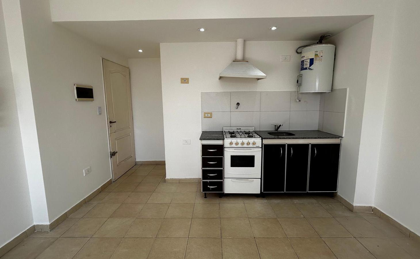 Foto de Departamento Monoambiente en Alquiler en Morón a 3 Cuadras de la, imagen 2