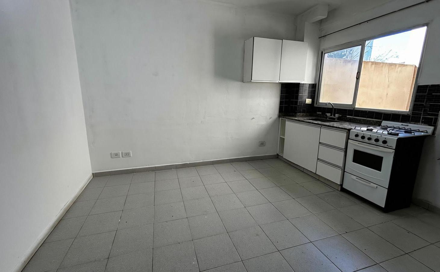 Foto de Departamento Monoambiente Dividido en Alquiler a 1 Cuadra de la, imagen 5