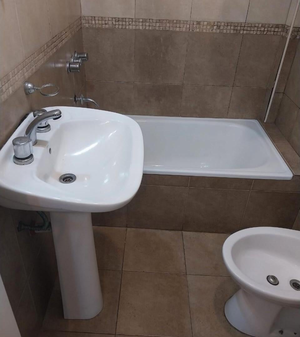 Foto de Departamento Monoambiente en Venta en Morón – A 3 Cuadras de Coto, imagen 2