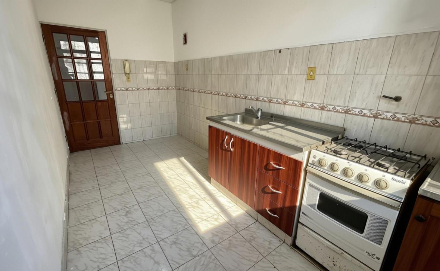 Foto de Departamento 2 Ambientes en Alquiler en Morón Norte – Cocina, imagen 2