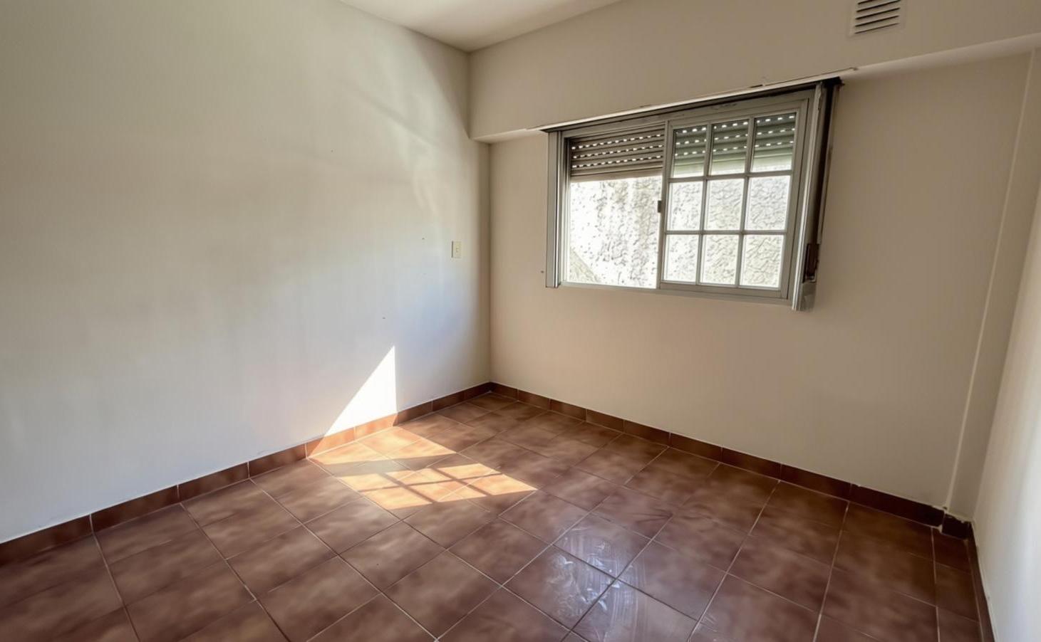 Foto de Departamento 2 Ambientes en Alquiler en Morón Norte – Cocina, imagen 3