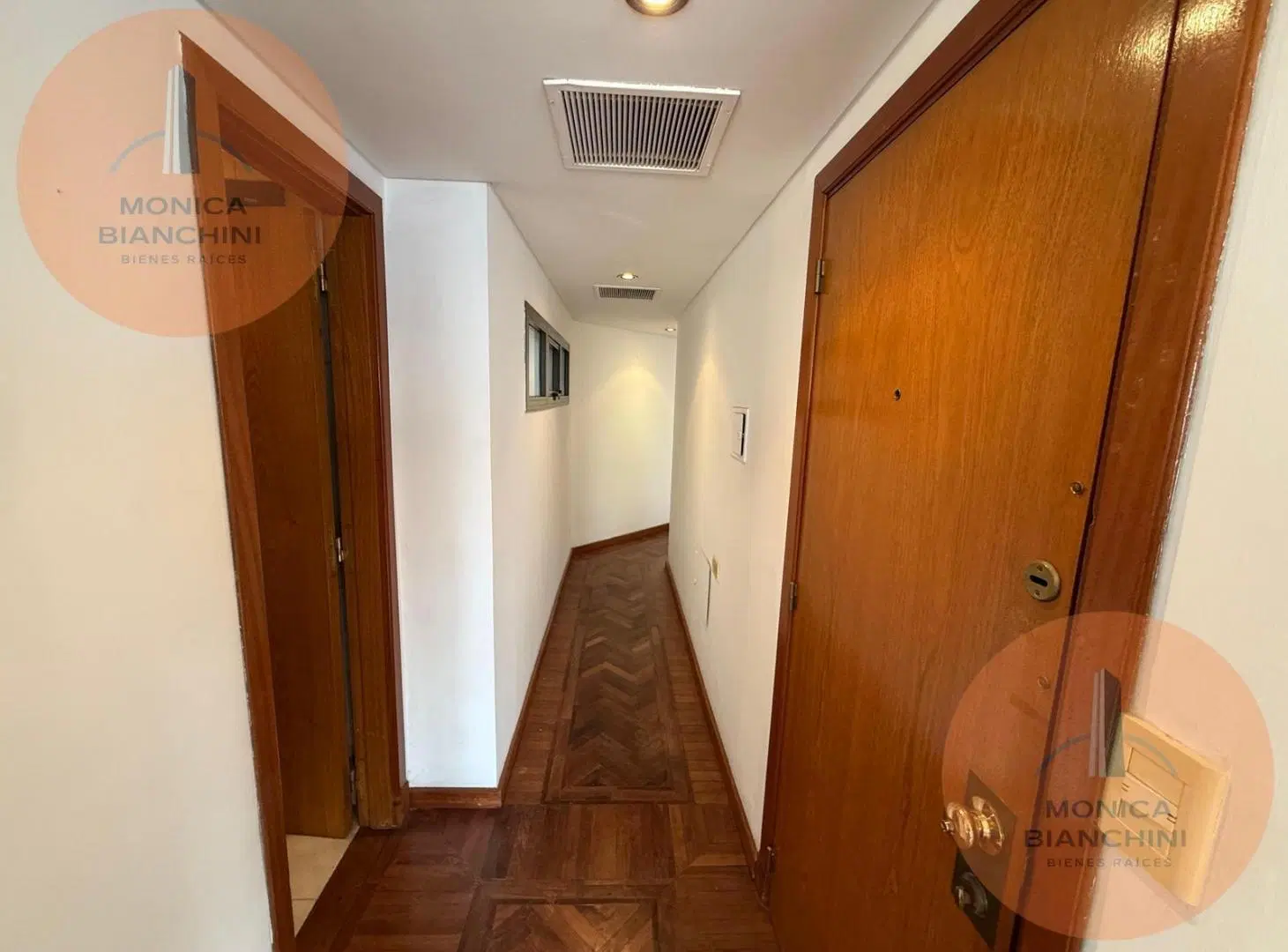 Piso de tres habitaciones con cochera 2