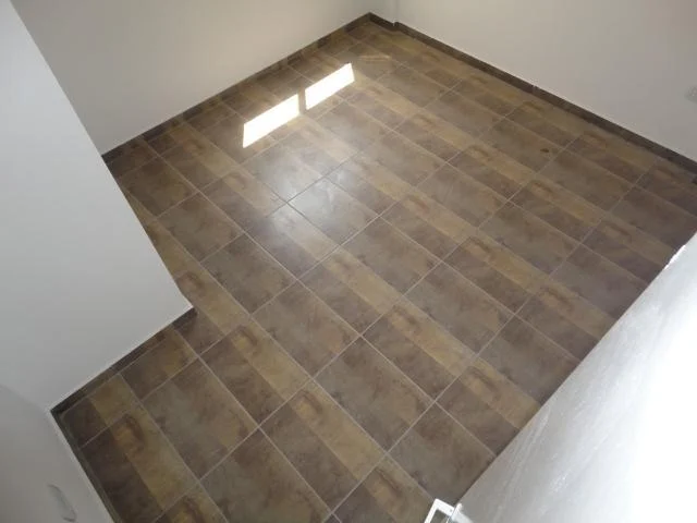 Foto de HERMOSO DEPARTAMENTO 2 AMBIENTES CONTRAFRENTE CON BALCÓN SEMI-NUEVO, imagen 5