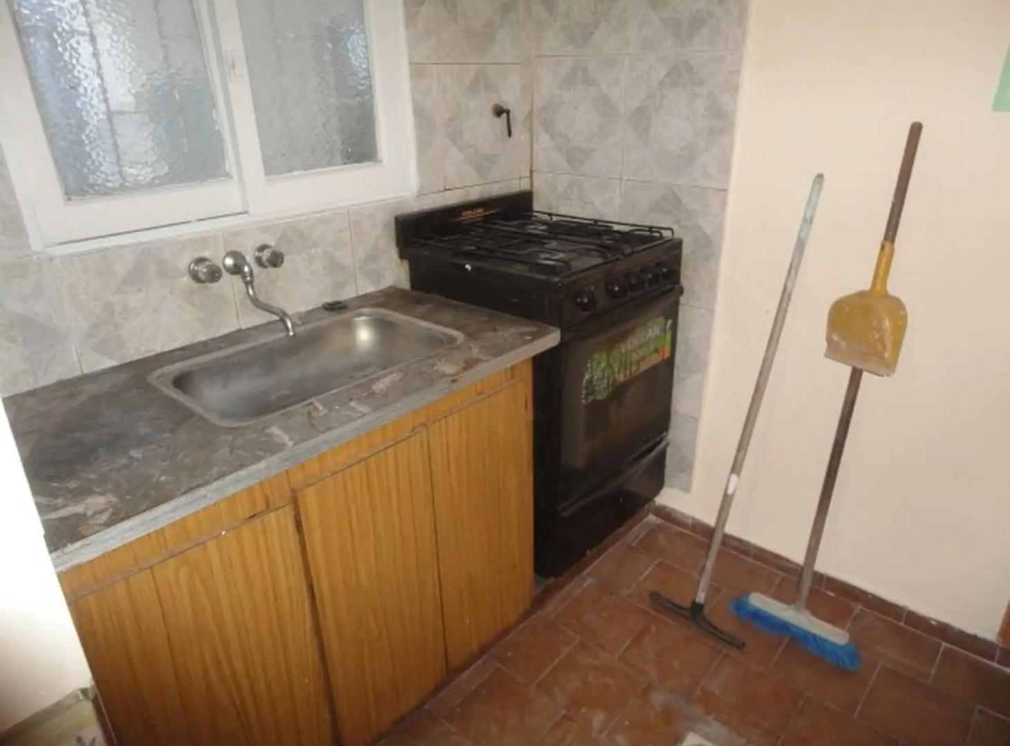 Foto de PH DE 2 AMBIENTES 1°PISO CON PATIO "SIN EXPENSAS", imagen 4