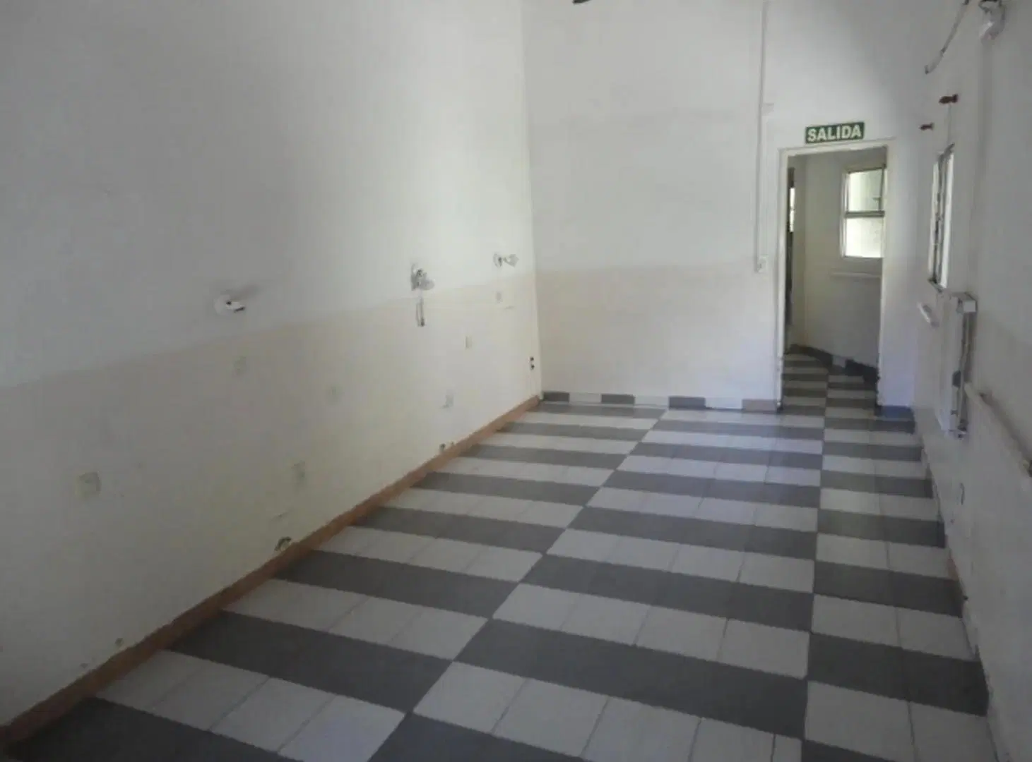 CASA MULTIFAMILIAR APTA TODO DESTINO !!! IDEAL GERIATRICO, CONSULTORIOS MEDICOS ETC 8