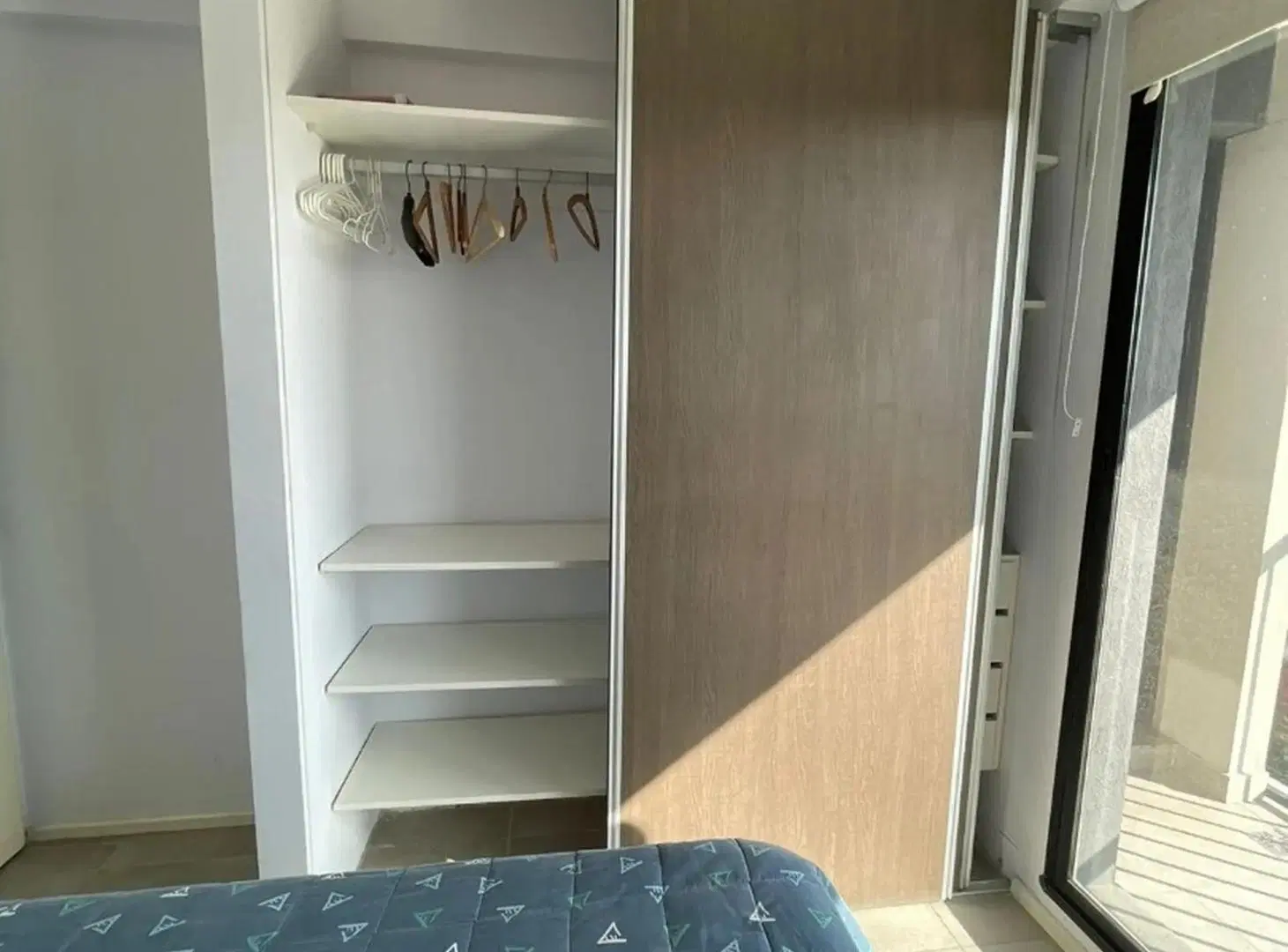 DEPTO 2 AMB FRENTE CON COCHERA CUBIERTA FIJA, SEMI NUEVO EDIFICIO CON AMENITIES Y PISCINA. UN LUJO 8