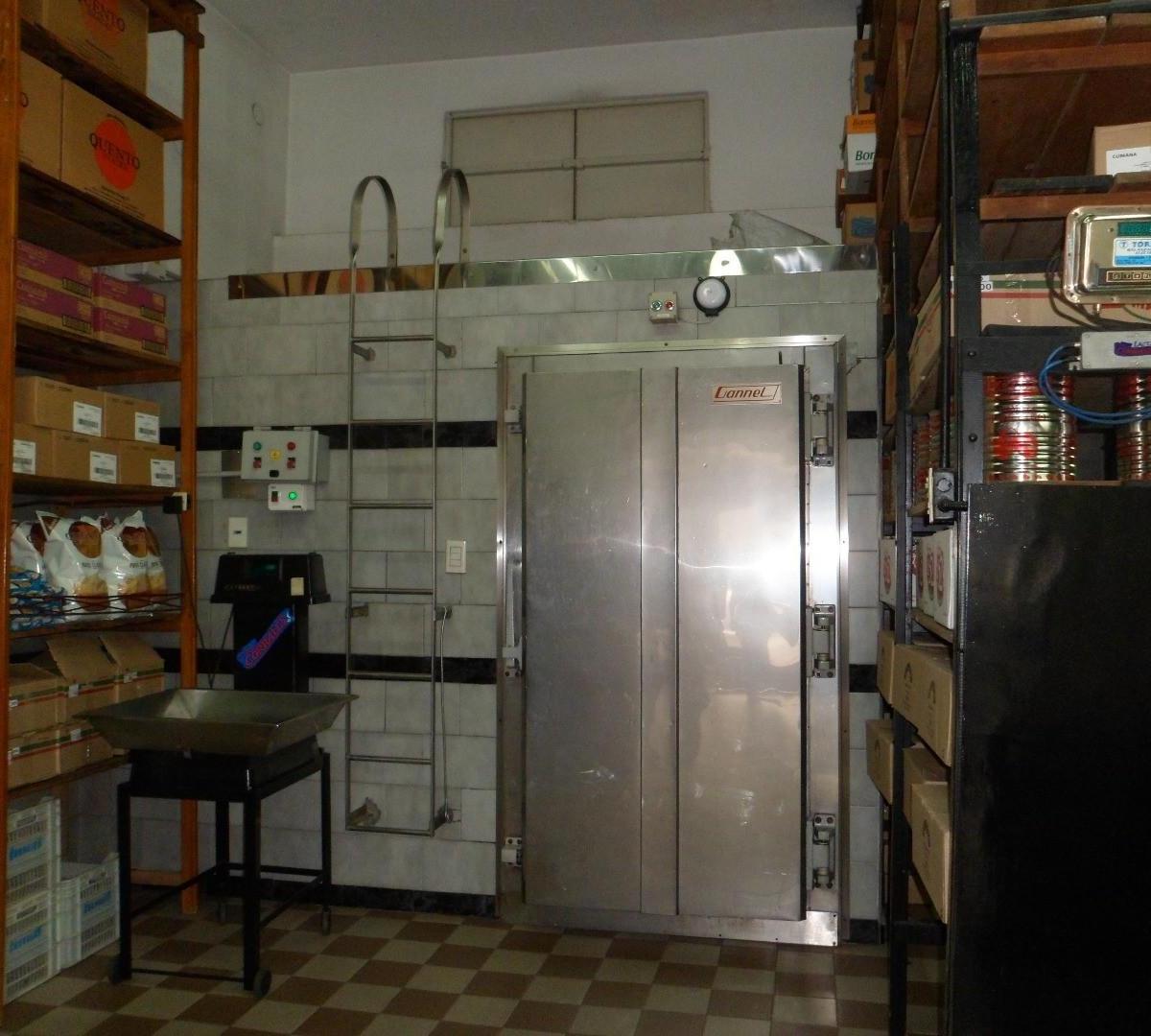 Excel. Edificio Industrial / Deposito. S/lote Ppio.16x65. 3