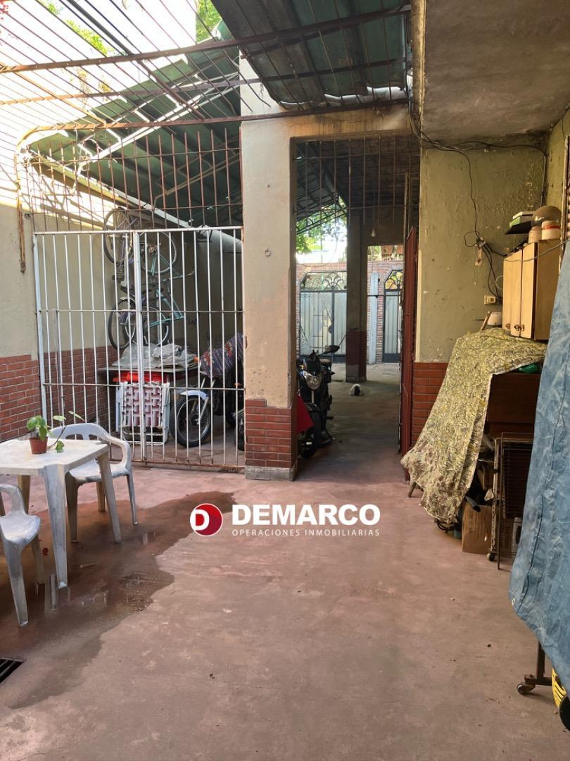 CASA DISTRIBUCION  ANTIGUA S/LOTE PPIO. 8.66X28.-