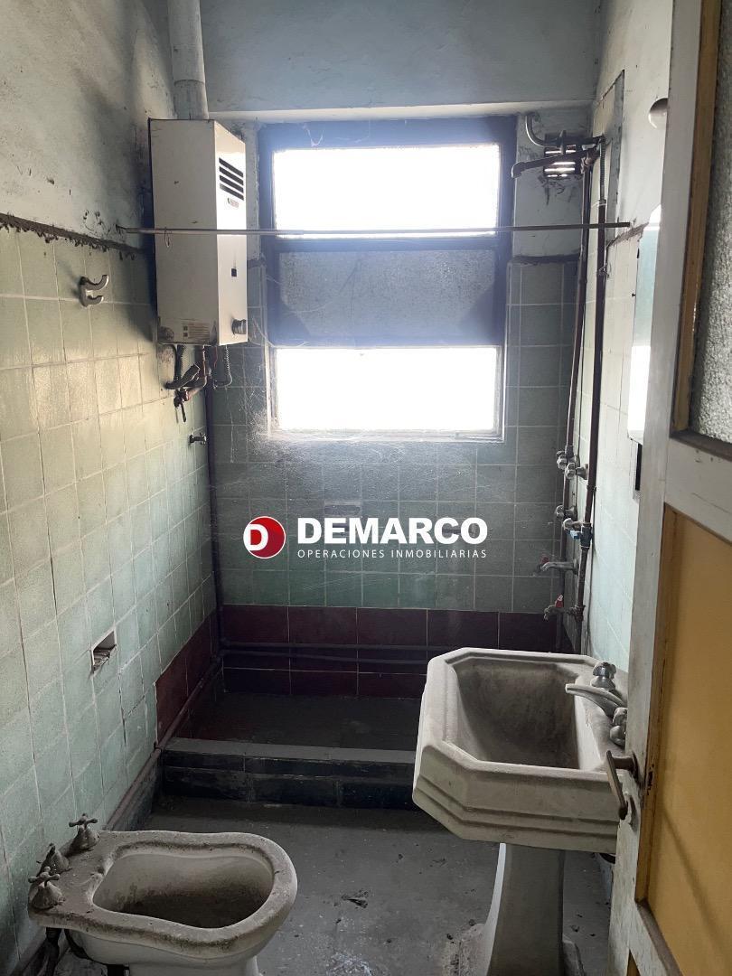 Casa S/lote ppio.(3 P. H en Block) + Local Comercial 3