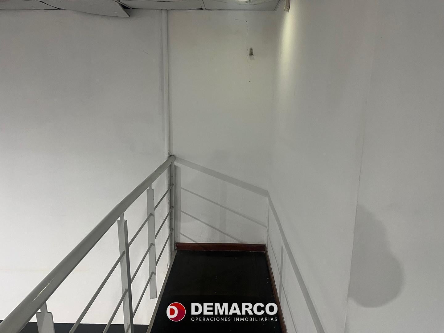 Foto de DEPOSITO Y/O GALPON (P.H) 8,15 X 20 C/ENTRADA VEHÍCULOS, imagen 5