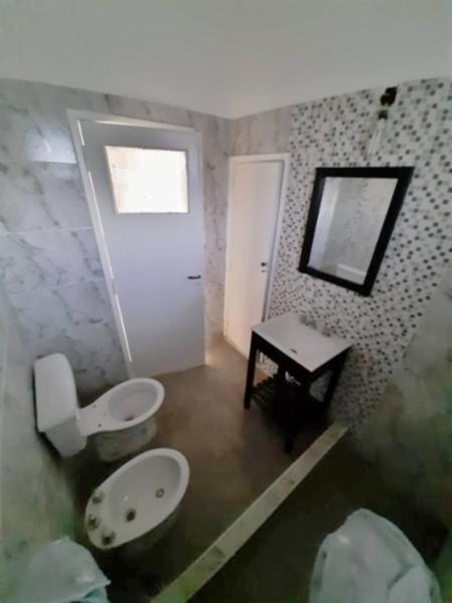 Excelente chalet de 3 ambientes sobre lote propio
