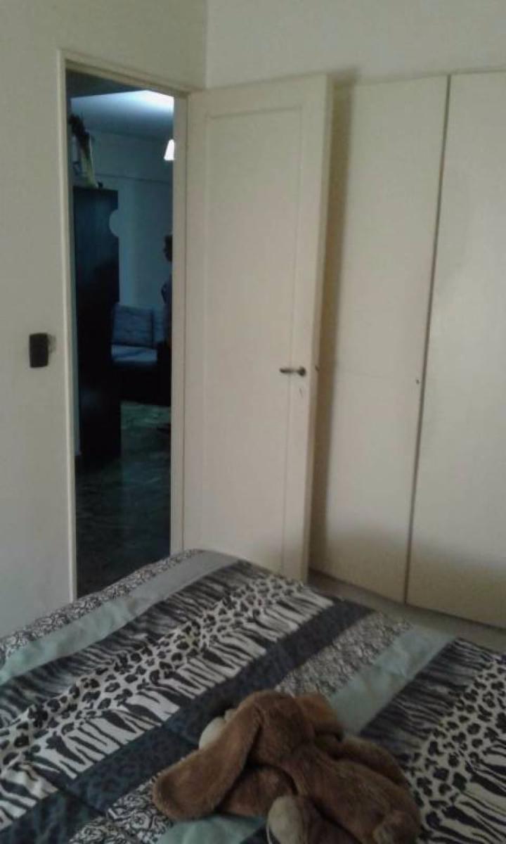 Departamento de 3 ambientes. San Justo centro