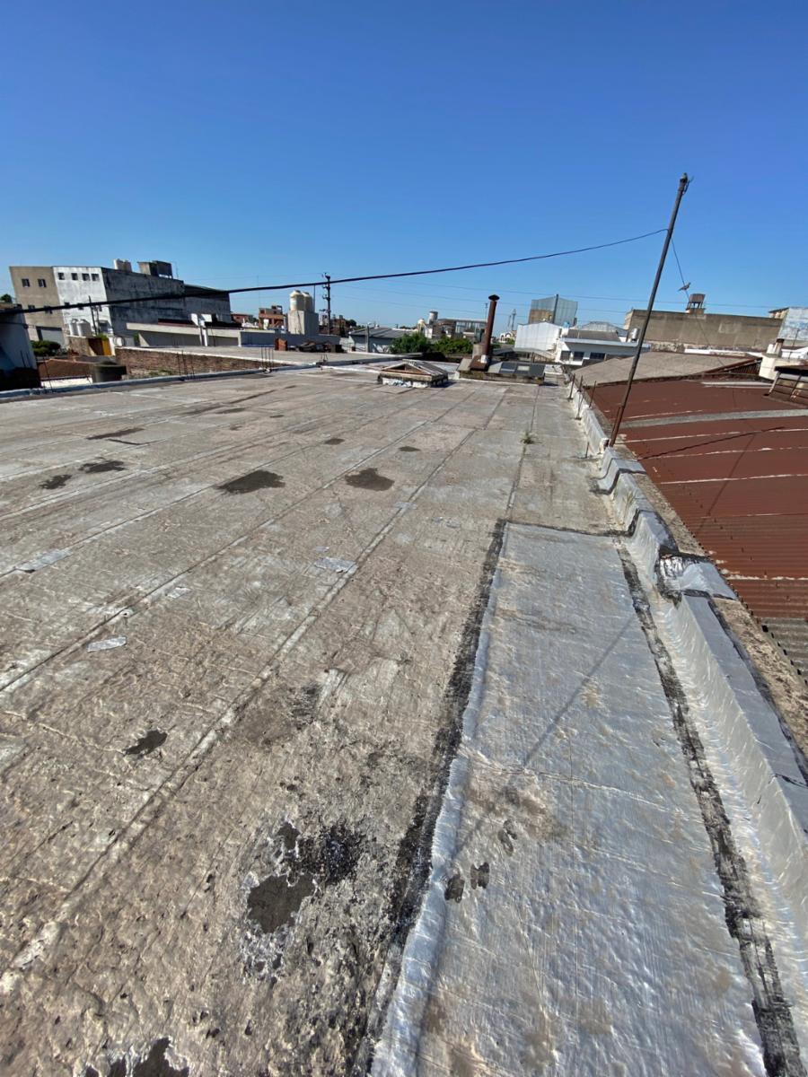 Galpón de 300 m². La Tablada 5
