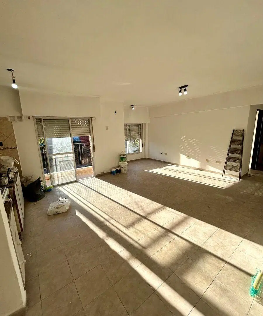 Departamento de 2 ambientes con dos balcones al frente 2