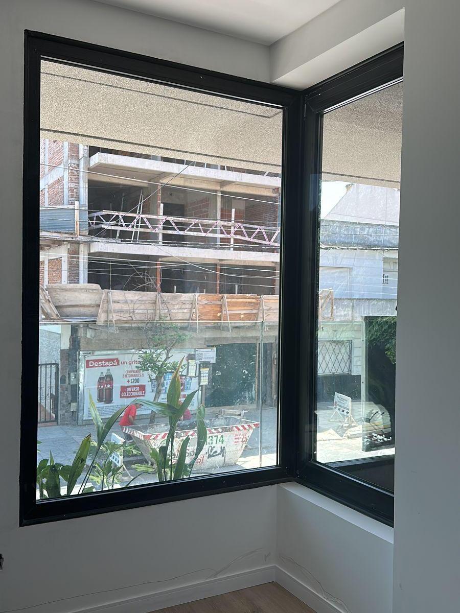 Edificio de 4 Pisos con Semipisos de 4 Amb de Categoria La Mejor Zona de Luro 1