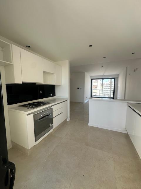 Venta 3 Ambientes Piso Entero con Balcon y Parrilla 4