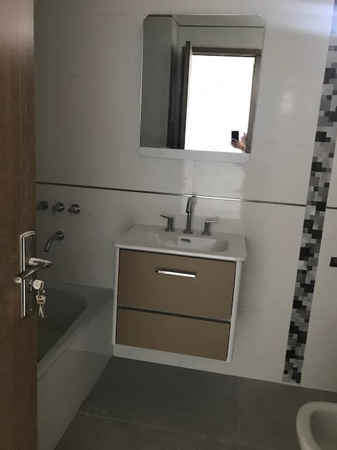 3 Ambientes, con Dos Balcones, Patio y Cochera, Lav Ind 4