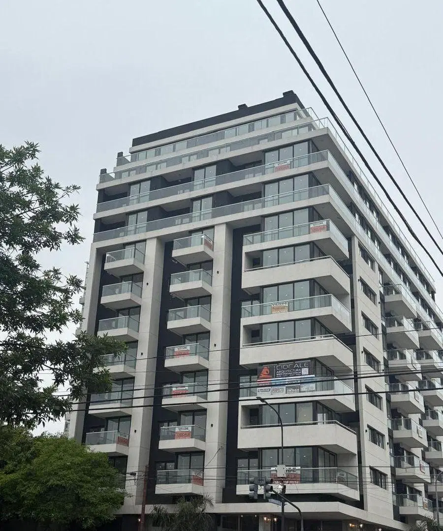 2 AMBIENTES, EDIFICIO FRENTE A PLAZA LOS ANDES, TERRAZAS VERDES,BALCONES, LA MEJOR UBICACION CON DIS 4