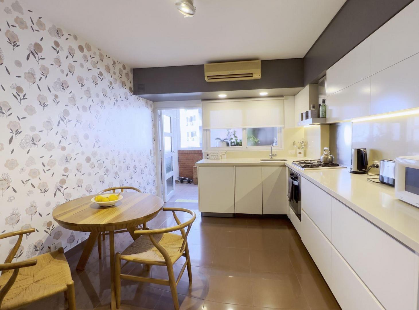 Foto de Venta 4 Ambientes con Balcón - 3 Dormitorios - Ramón Falcón 5700, imagen 2