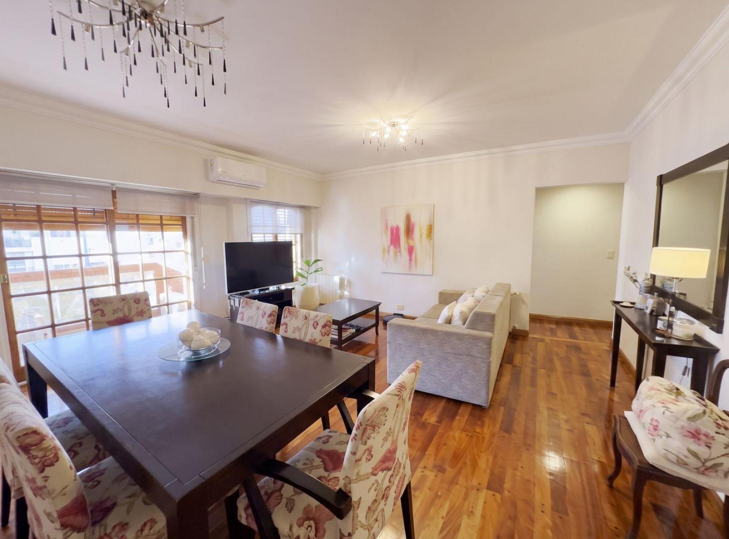 Foto de Venta 4 Ambientes con Balcón - 3 Dormitorios - Ramón Falcón 5700, imagen 1