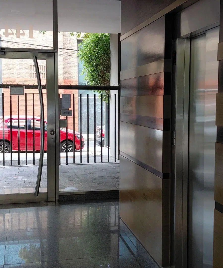 Excelente departamento de 3 ambientes, 60 m2, balcón vista abierta. Amenities. Inmejorable ubicación 3