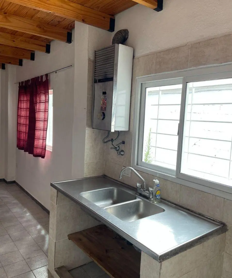 Departamento interno de 1 dormitorio en Alberdi, con patio 2