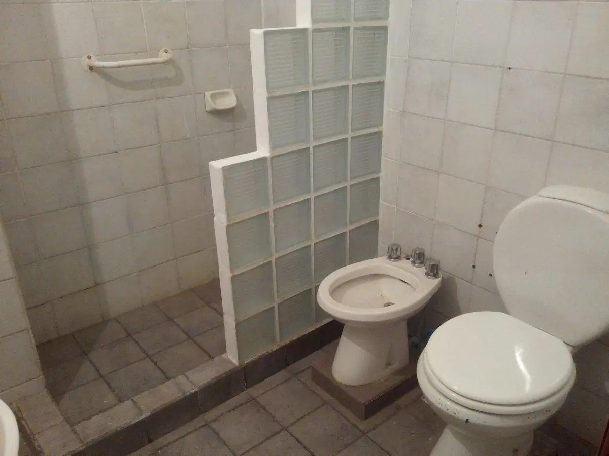 A metros de Bv.Rondeau! 2 dormitorios, cochera y jardin 3