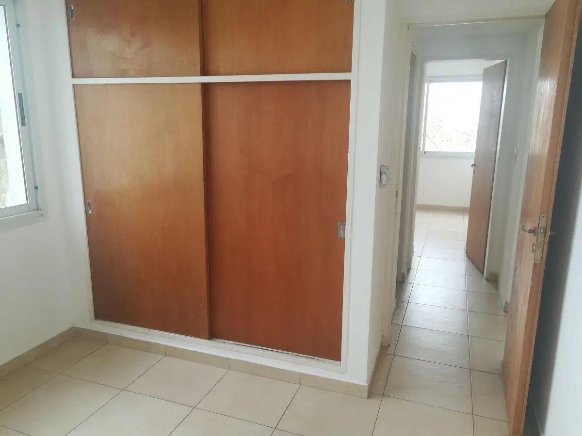 1 dormitorio y cochera en Arroyito! 4