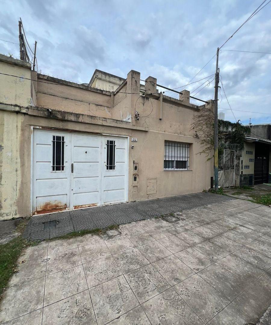 2 Dormitorios y patio en zona Norte