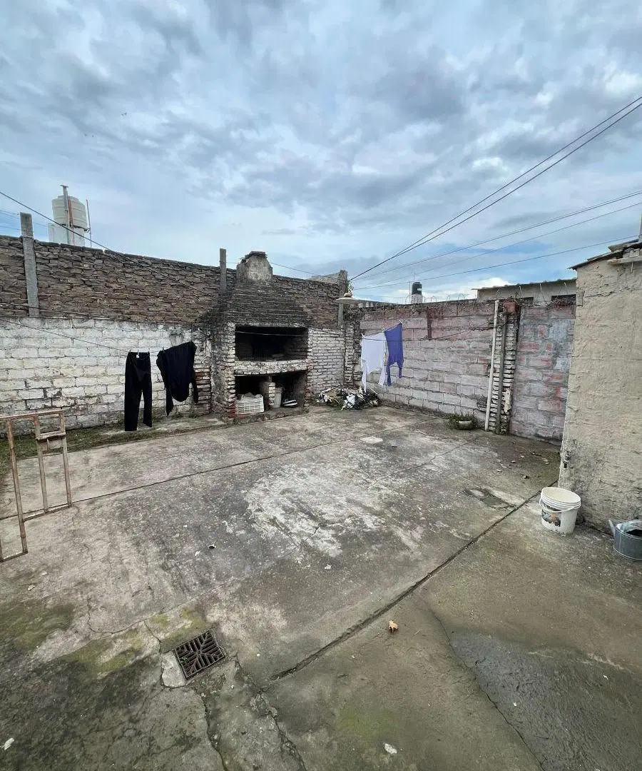 2 Dormitorios y patio en zona Norte 1