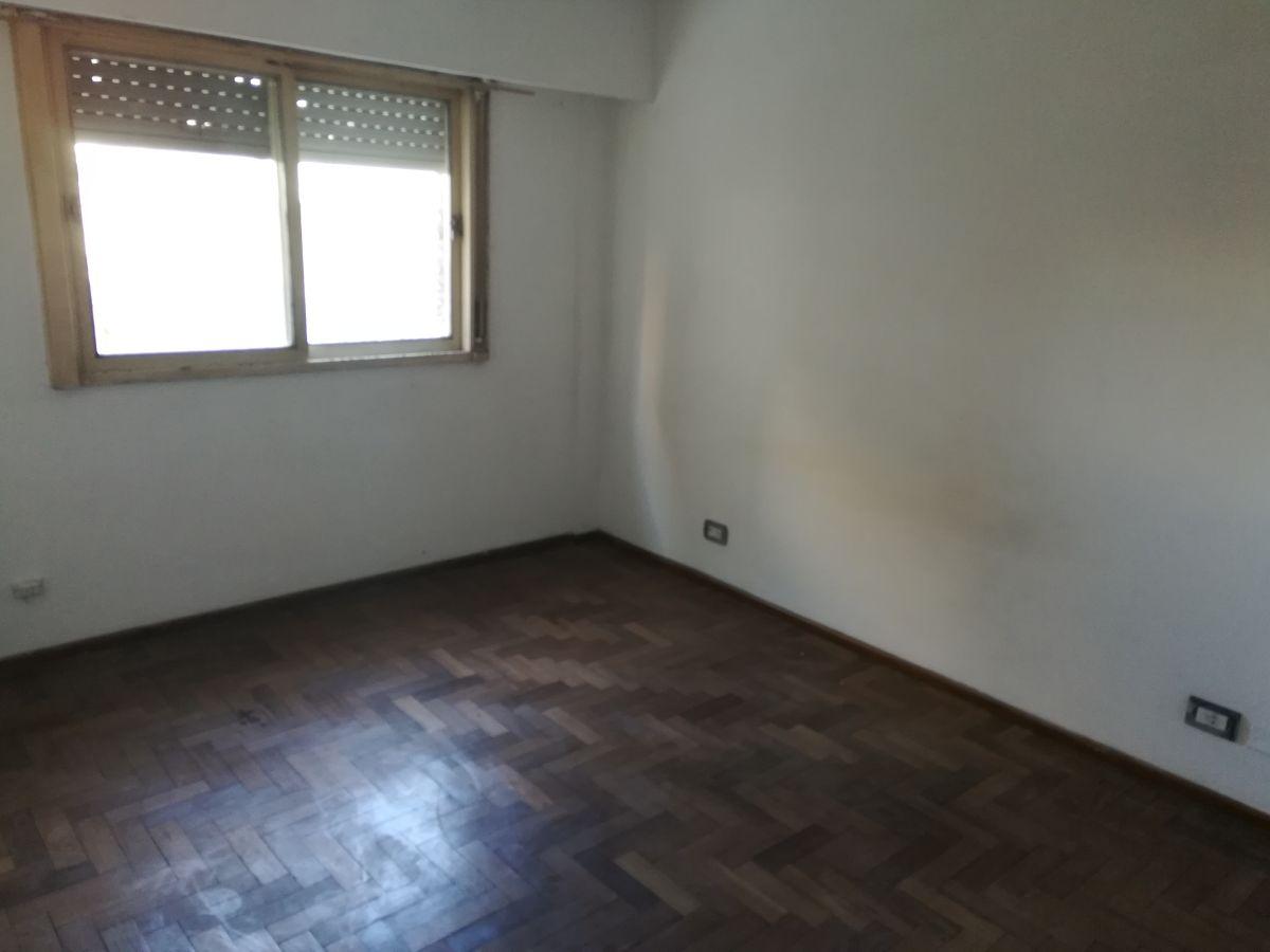 Foto de 1 dormitorio y balcon sobre Av.Santa fe, imagen 5