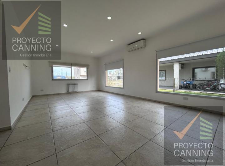 Casa en alquiler en el Barrio El Rebenque Canning 4