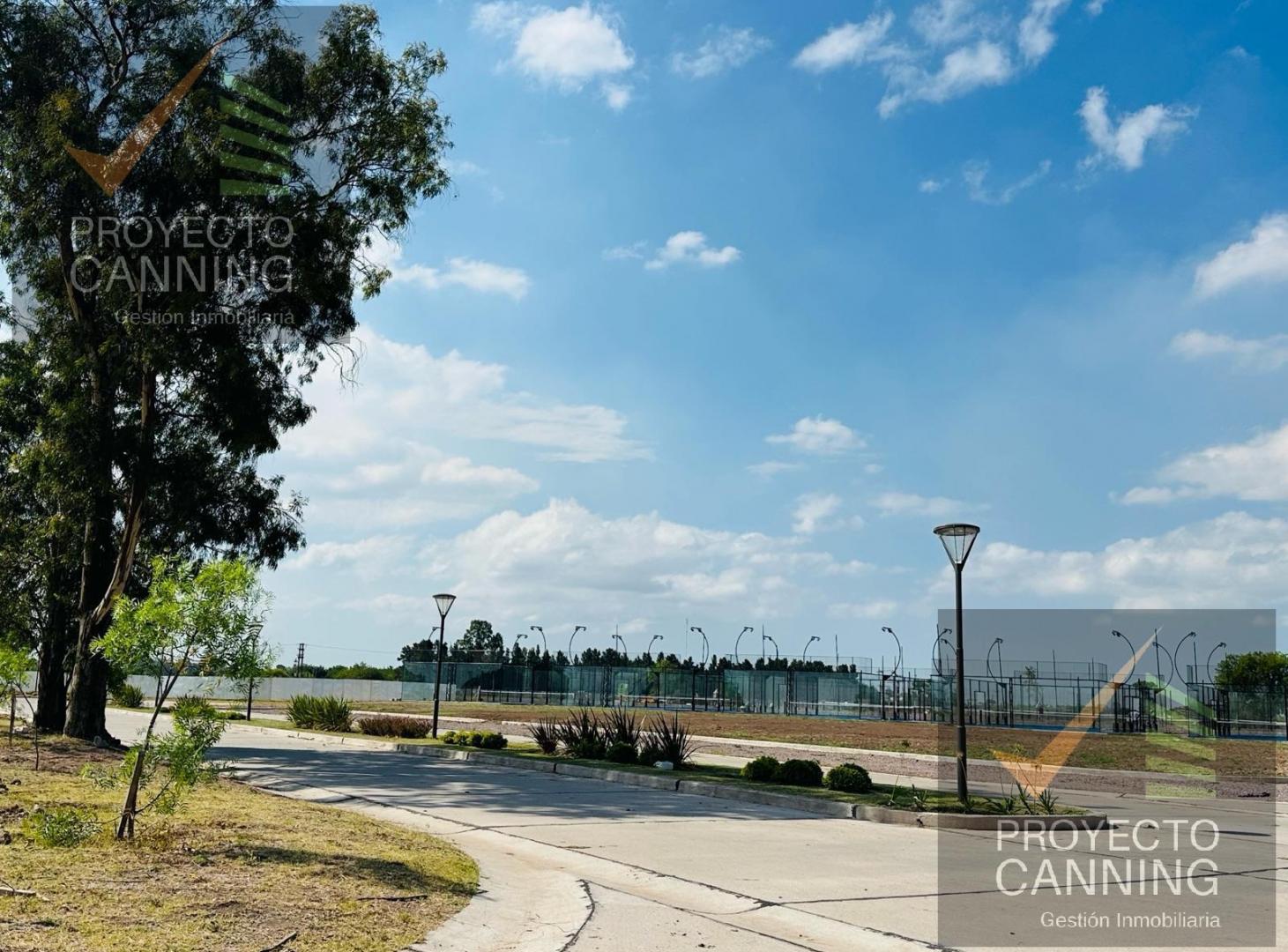 Lote en venta en Barrio Saint Thomas Chico Canning