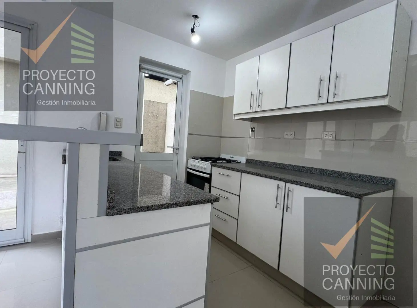 Alquier de Triplex 4 ambientes en Canning 4