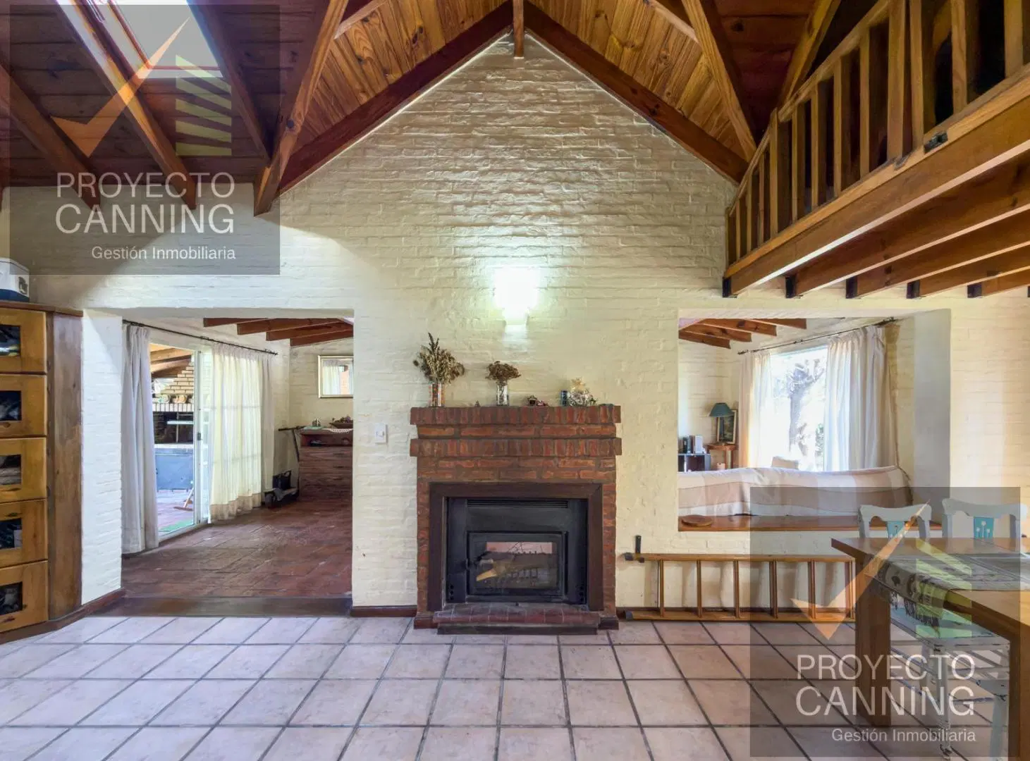 Casa en venta en barrio Campos de Echeverria Canning 3