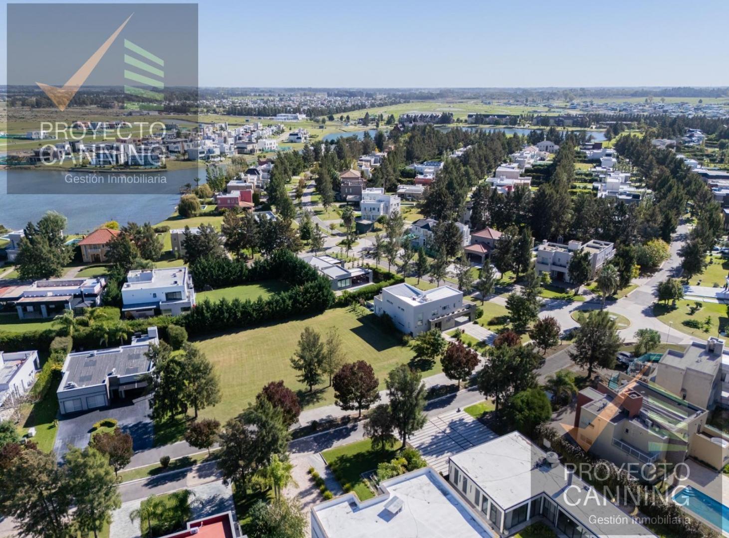 Venta de Lote Terreno en Barrio El Principado Canning