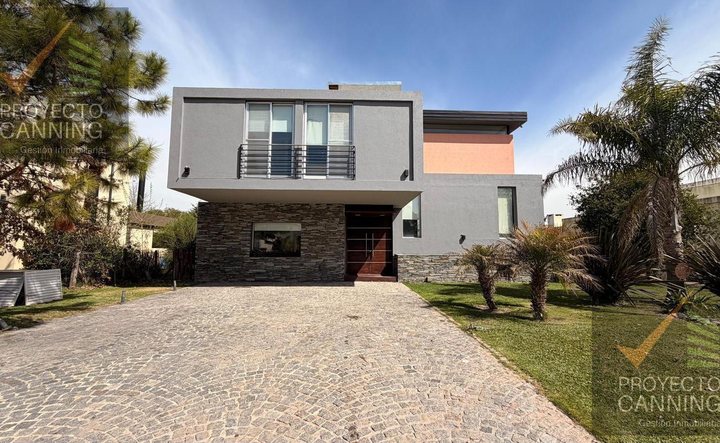 Foto de Casa en venta Barrio Don Joaquin Canning, imagen 1