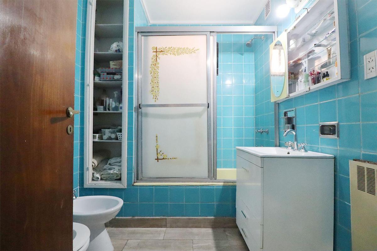 Venta Piso Almagro con Cochera y Dos Balcones 5