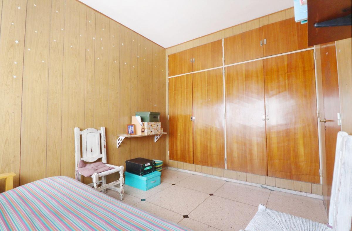 Venta Piso Almagro con Cochera y Dos Balcones 3