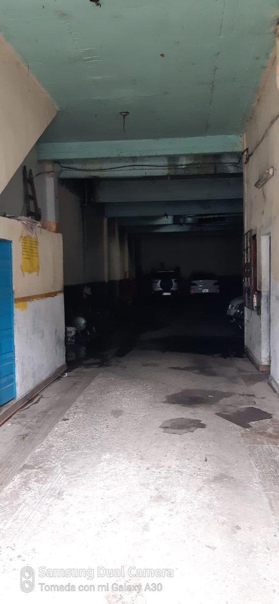 Venta Lote C/local Garaje y Vivienda - Pompeya 1