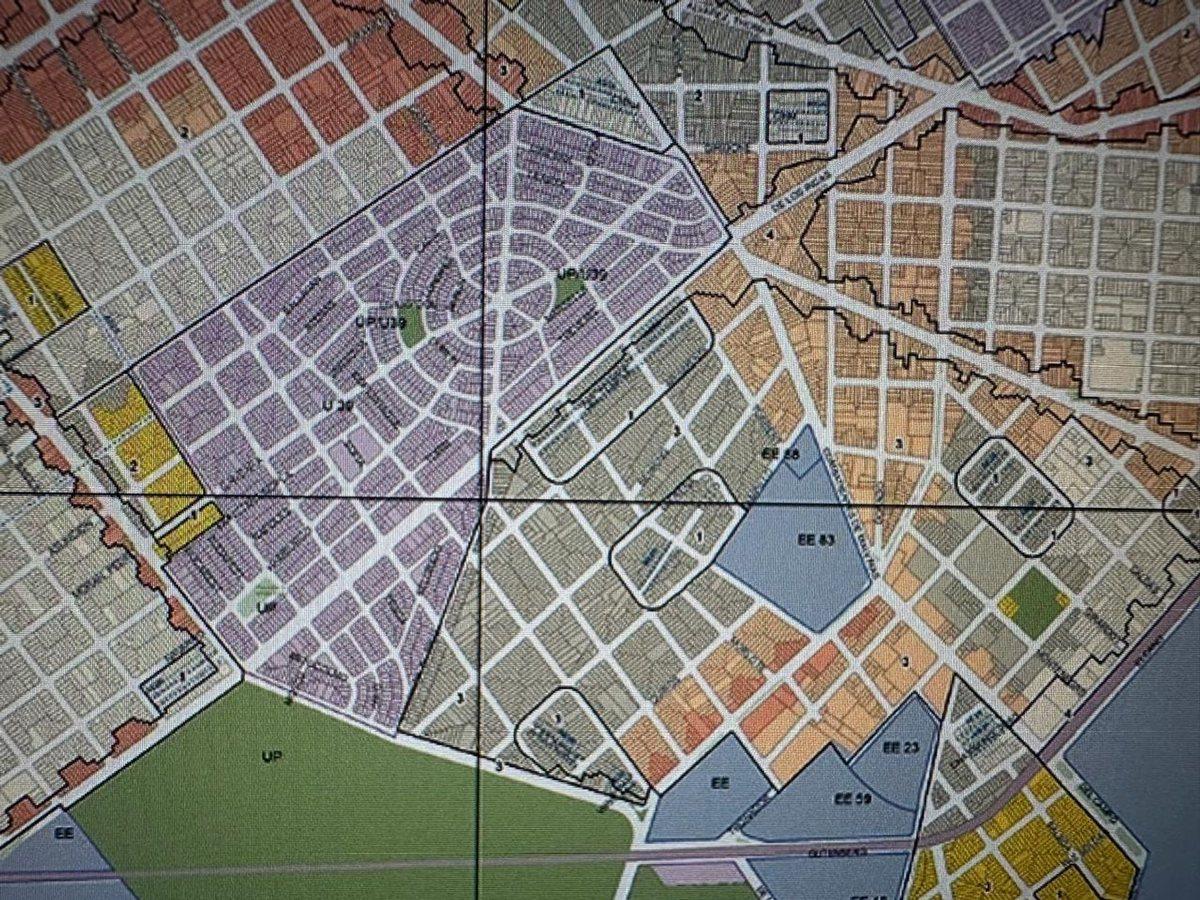 Terreno en Venta en Parque Cha 3