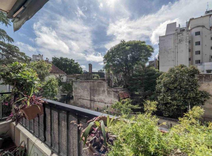 Departamento 3 Ambientes más Dependecia Belgrano R 5