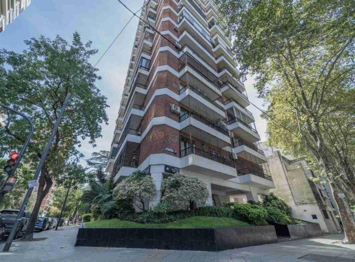 Departamento 3 Ambientes más Dependecia Belgrano R 1