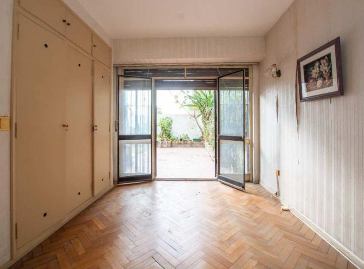 DEPTO 3 AMB C/ JARDIN Y PATIO -  V. URQUIZA 4