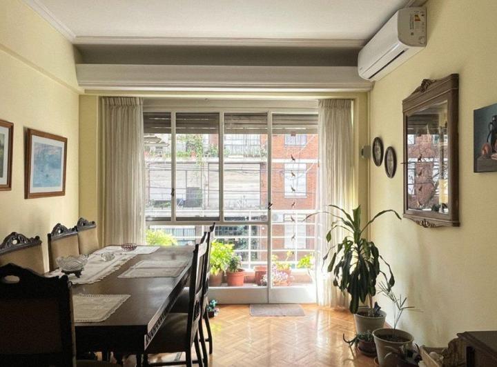 VENTA 4 amb + dep + escr + cochera. Balcón y Patio 1