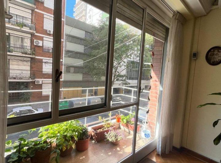 VENTA 4 amb + dep + escr + cochera. Balcón y Patio 2