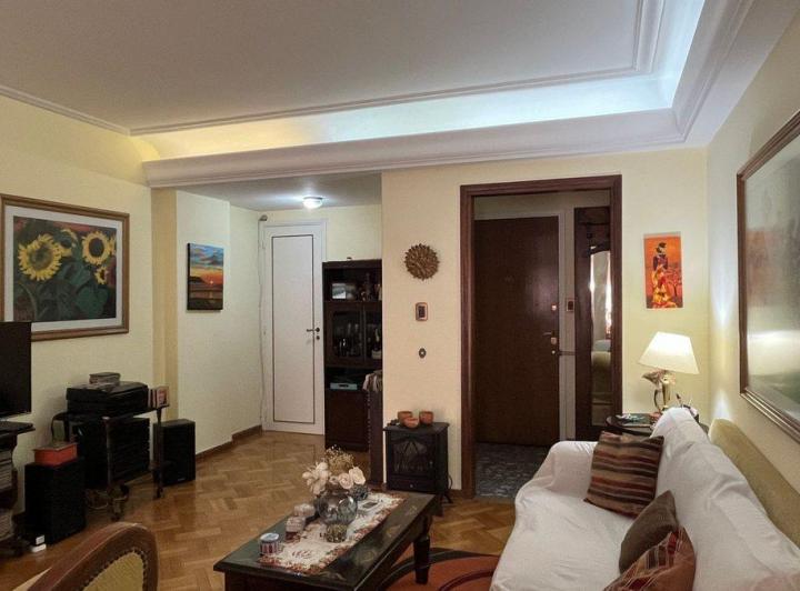 VENTA 4 amb + dep + escr + cochera. Balcón y Patio 5