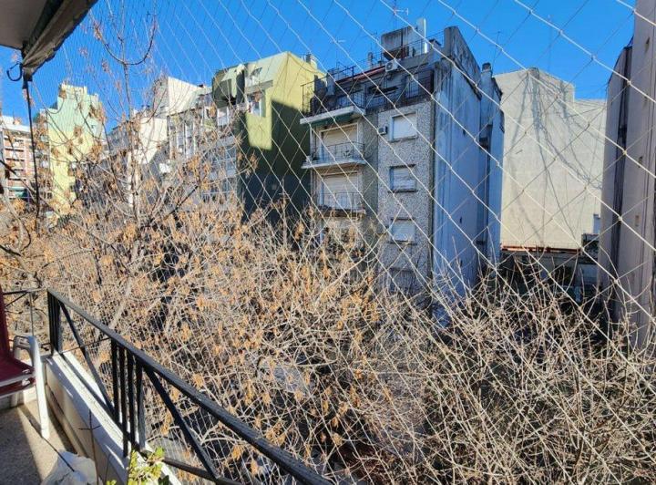 Venta Depto. 4 ambientes con balcón Caballito 4